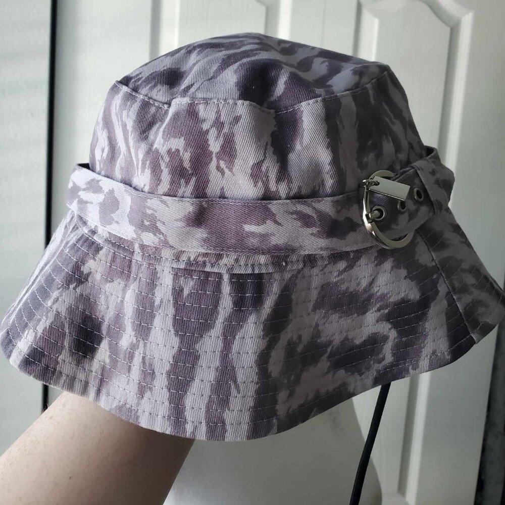 Steve Madden | Women's Fashion Bucket Hat in Grey OS One Size
